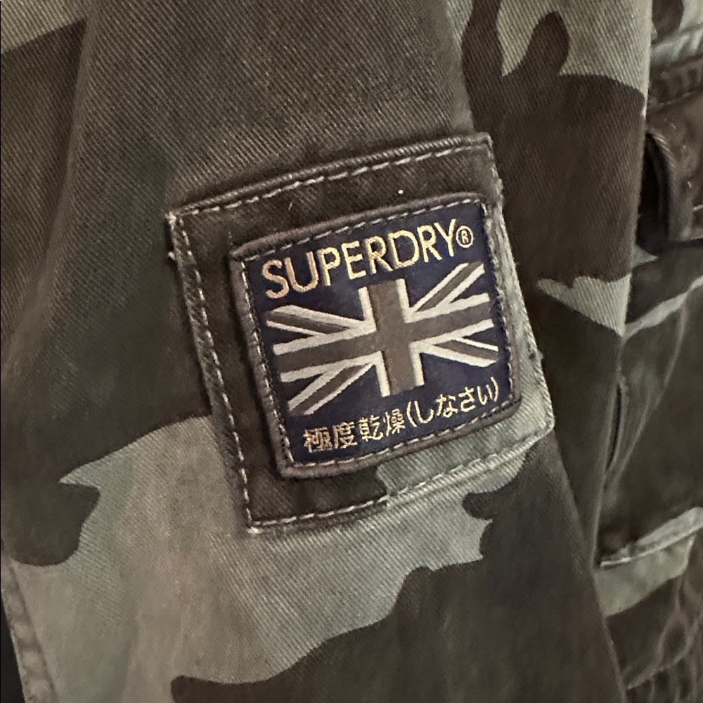 Superdry women Riley Rookie cropped cotton Sea Camo zipper snaps badge 8 Jacket - Picture 10 of 16